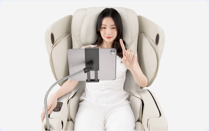 OSIM massage chair with automatic body detection sensors that adjust massage rollers for safe, personalized comfort
